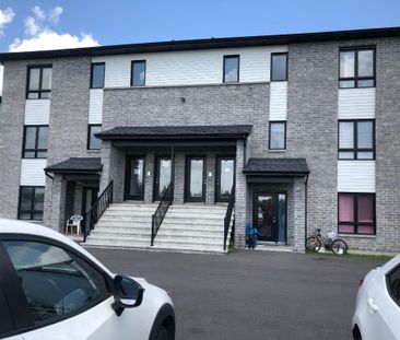 5½ Moderne à Drummondville – Air Climatisé, neuf, propre, Juillet! ... - Photo 2