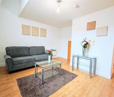 2 bedroom apartment to rent - Photo 2