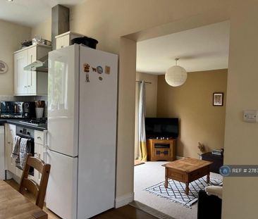 2 bedroom flat to rent - Photo 6