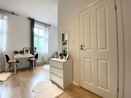 Kawalerka *KATOWICE - DĄBRÓWKA MAŁA* 20 m² - Фото 4