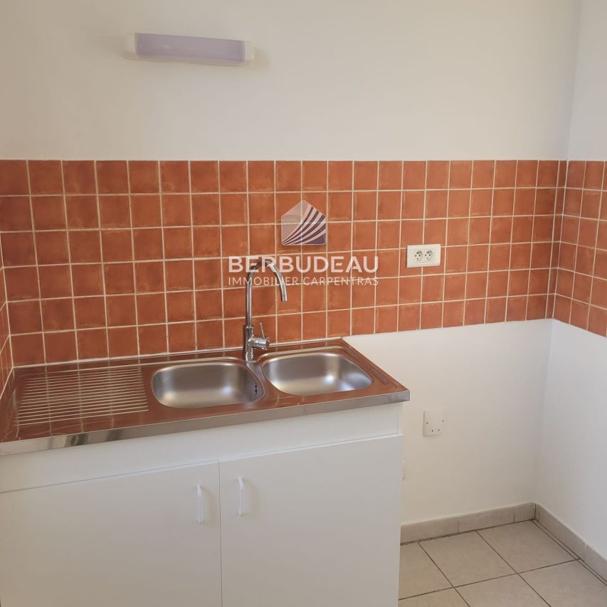 Location Appartement 2 pièces 35m² CARPENTRAS 84200 - Photo 1