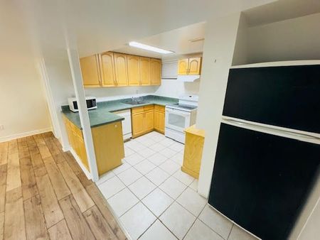 For Lease - 165 Torrens Avenue Unit# Basement, Toronto, Ontario - Photo 2