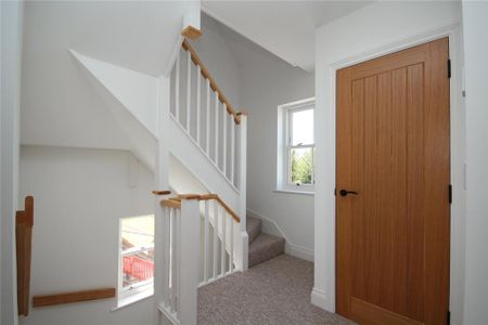 3 bedroom terraced house to rent - Photo 4