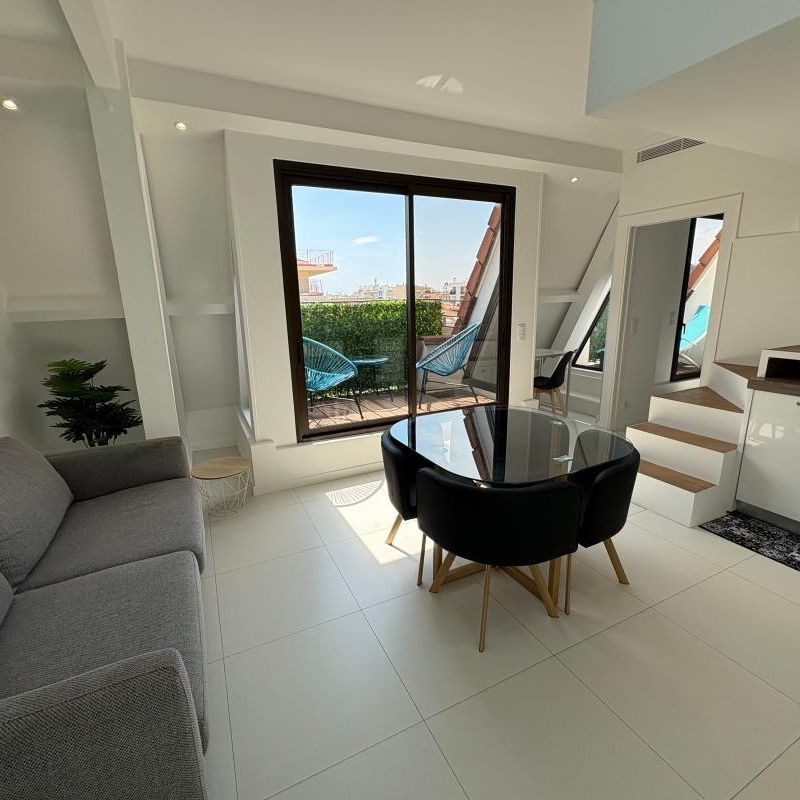 Location Appartement 2 pièces Meublé 31m² NICE 06000 - Photo 1