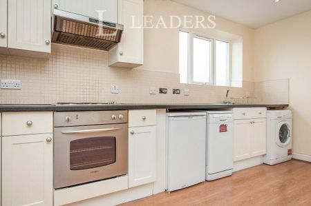 1 bedroom flat to rent - Photo 3