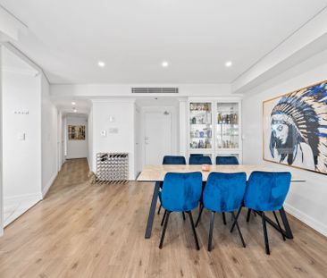 A Private Urban Oasis with Rooftop Entertainer's Haven - Photo 5