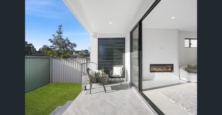 Stunning Brand New 5 Bedroom Home! - Photo 5