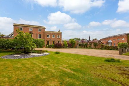 Converted Grade II listed building offering contemporary living in a rural location - Photo 4