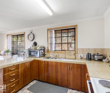 Neat and Tidy Family Home in West Moonah - Photo 4