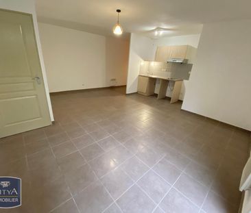 Location Appartement 2 pièces 52m² LA SEYNE SUR MER 83500 - Photo 1