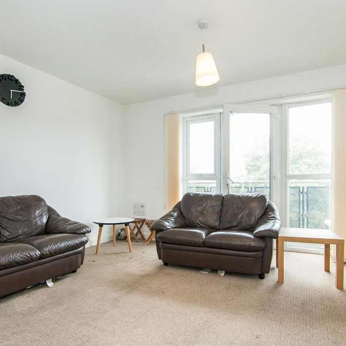 2 bedroom flat to rent - Photo 1