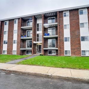 (Hull) Grand Logement Tout Près D'Ottawa - Photo 2