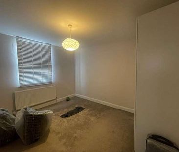 Hanson Gardens, Southall, UB1 - Photo 2