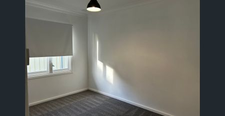 REFURBISHED HOME - Photo 4