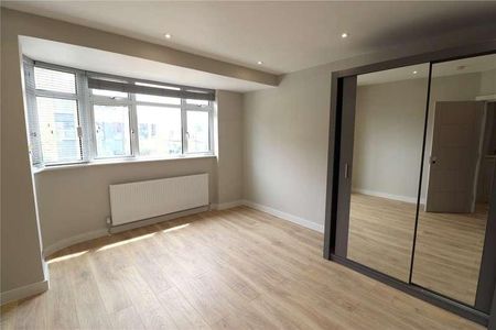 Cool Oak Lane, Hendon, London, NW9 - Photo 3