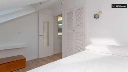 Modern 2-bedroom apartment for rent in Malasaña - Foto 2