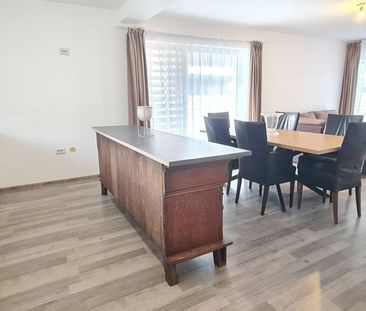 Casa de inchiriat 4 camere semimobilata cartier Izvor - Fotografie 2