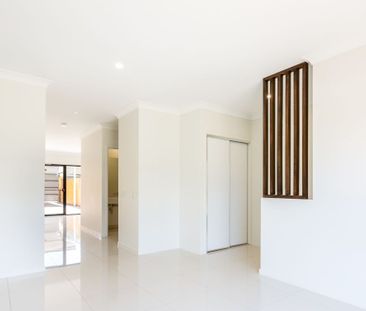 119 Panorama Circuit, Ripley QLD 4306 - House For Rent - $550 | Domain - Photo 2