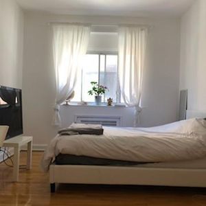 4 1/2 - Montréal (Côte-des-Neiges) - 1 695 $/mois - Photo 2