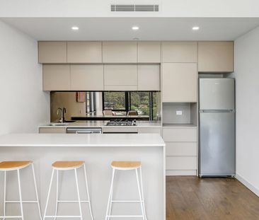 Quality Two-Bedroom Apartment & Sought-After Complex!! - Photo 4