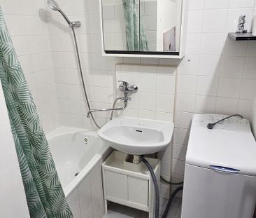 Pronájem bytu 1+kk 30 m² - Photo 1