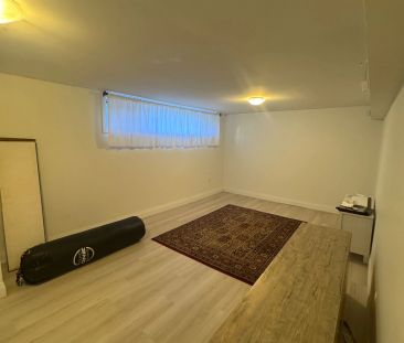 357 Patricia Avenue #Basement - Photo 2