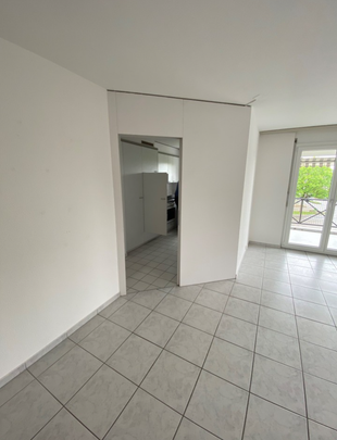 Zu vermieten nach Vereinbarung 3.5 Zi-Wohnung mit 2 Balkone - Foto 1