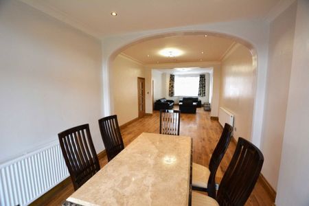 Neeld Crescent, NW4, London - Photo 2