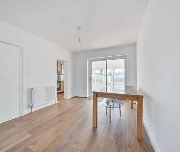 Stanmore, Harrow, HA7 - Photo 2