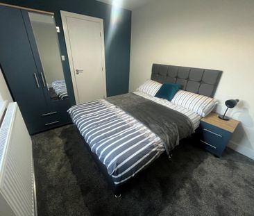 Tonge Moor Road, Bolton - Photo 6