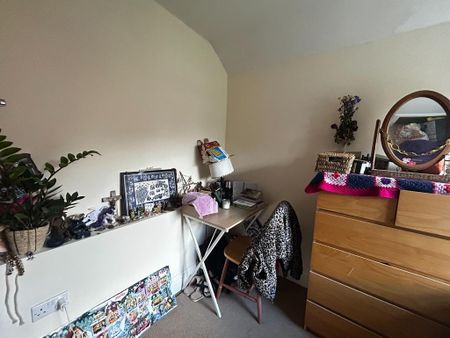 4 bedroom terraced house to rent - Photo 5