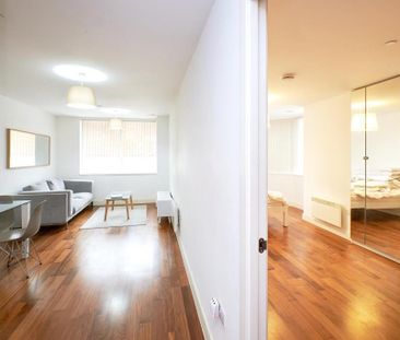 1 bedroom apartment to rent - Photo 2