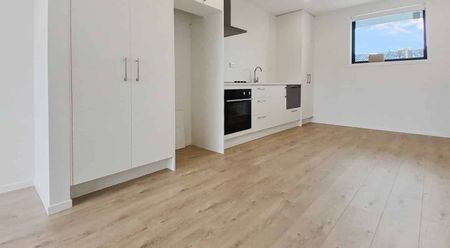 Modern two bedroom townhouse! - Photo 4