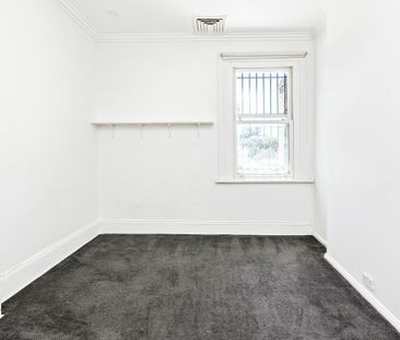 Victorian terrace with a separate studio - Photo 6