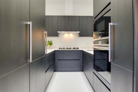 4 bedroom flat to rent - Photo 3