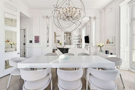 A stunning first floor apartment, beautifully refurbished and interior designed to a very high specification with dual aspect views and a private balcony. - Photo 4