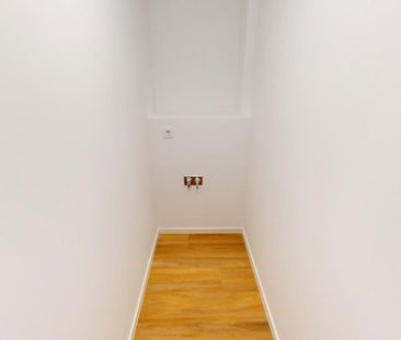 Own Your Style – Stylisches 1-Zimmer-Apartment mit Loggia im Herzen... - Photo 2