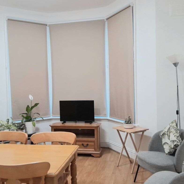 2 Bed Flat, Pepys Road, SE14 - Photo 1