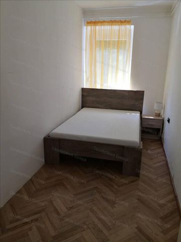 Kiadó felújított lakás - Szolnok - Photo 2