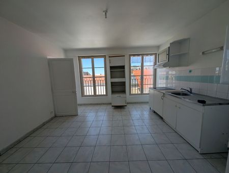 Location Appartement 3 pièces 63m² - Photo 3