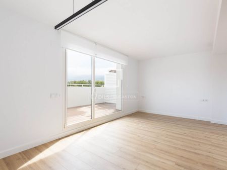 New build 6 Bedroom house / villa with 108m² garden for rent in Gavà Mar, Barcelona - Foto 2
