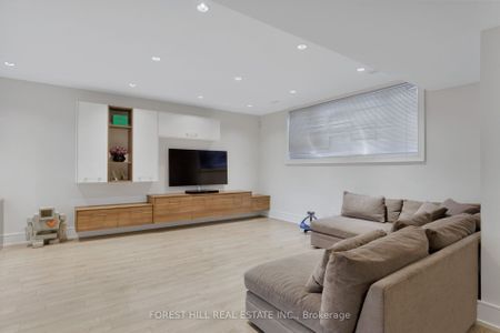 For Lease - 8 Nora Road, Toronto, Ontario - Photo 4