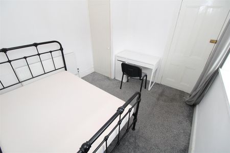 Room For Rent John Street, Pontypridd - Photo 4