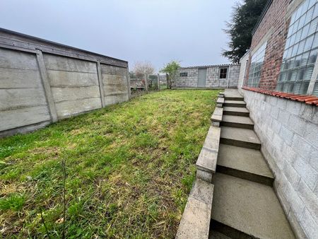 Ruime rijwoning met 3 slpks, terras en tuin in het gezellige Hoegaarden - Foto 3