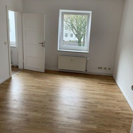 Gemütliche 2-Zimmer-Wohnung mit Tageslichtbad - Foto 1