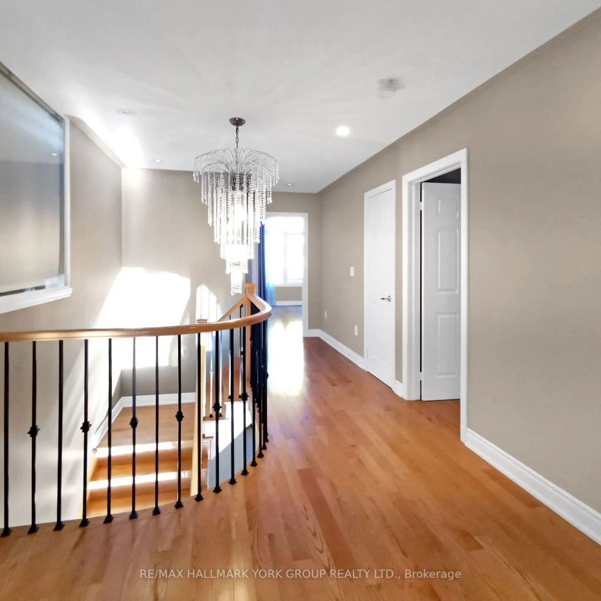 Detached Home For Lease | N9237268 - Photo 1