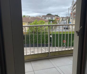 Location Appartement 1 pièce 31m² - Photo 3