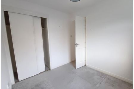 2 bed flat for rent in Maybury - Photo 3