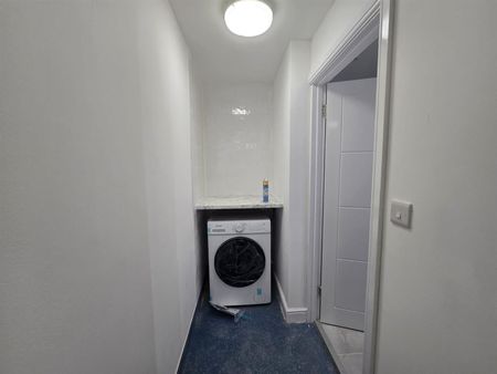 Pond Lees Close, Dagenham RM10, London - Photo 2