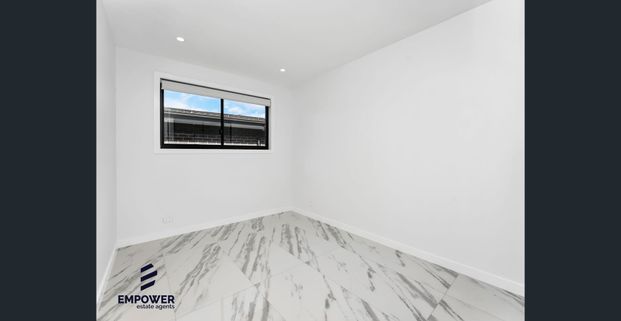 Brand New, Modern, Private & Fully Self-Contained Granny Flat for Rent – Hillcroft Estate, Claymore - Photo 1